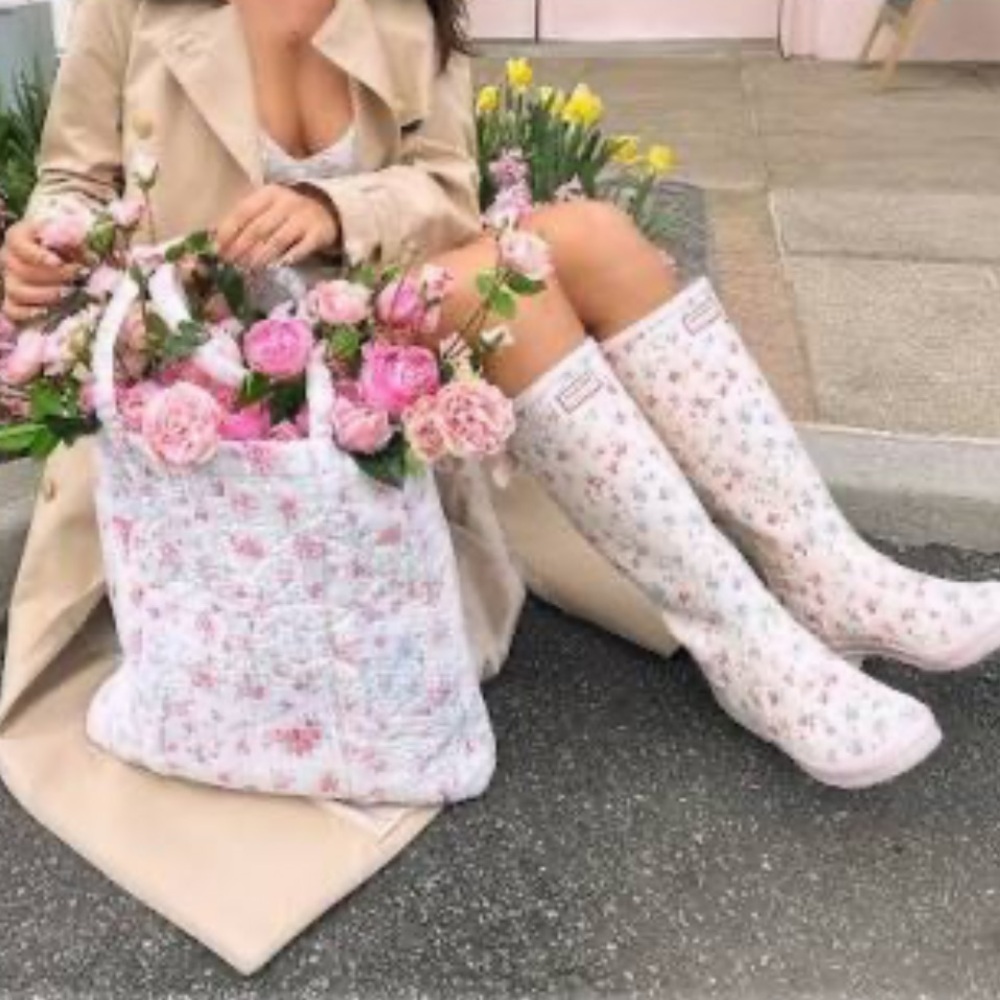 ✨🎀Loveshackfacy X Hunter boots Floral Pink white Rain Boots - Picture 3 of 10